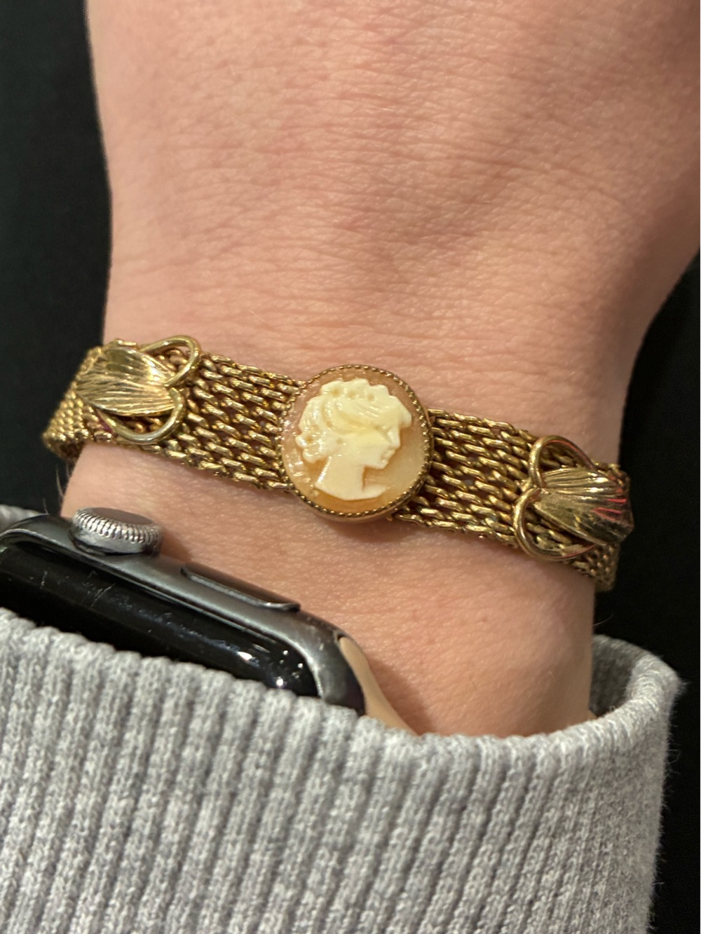 Vintage Gold Filled Carved Shell Cameo Mesh Bracelet